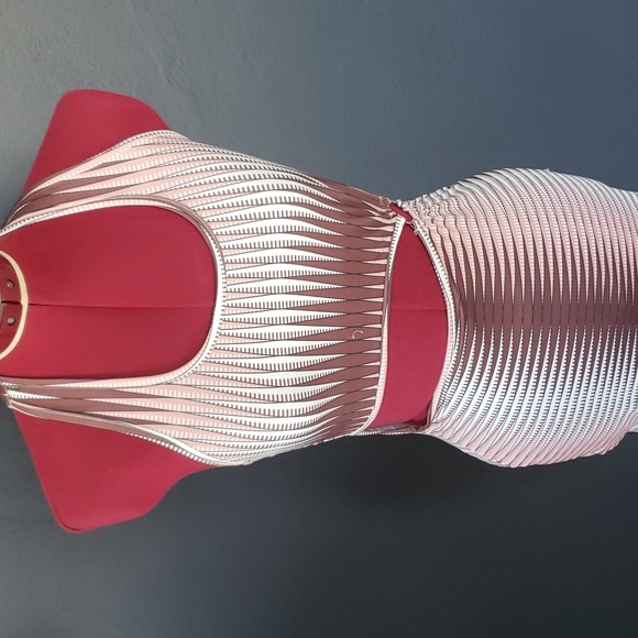 Sexy Cutout Dress - Picture 5 of 7